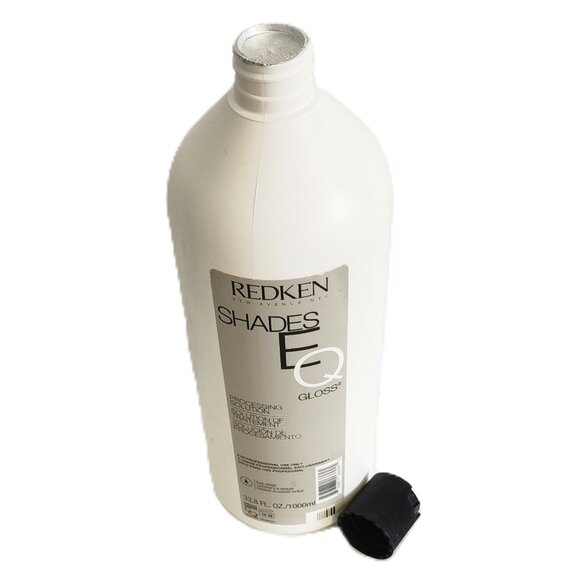 Redken Shades EQ Gloss Processing Solution 33.8oz - Picture 2 of 3